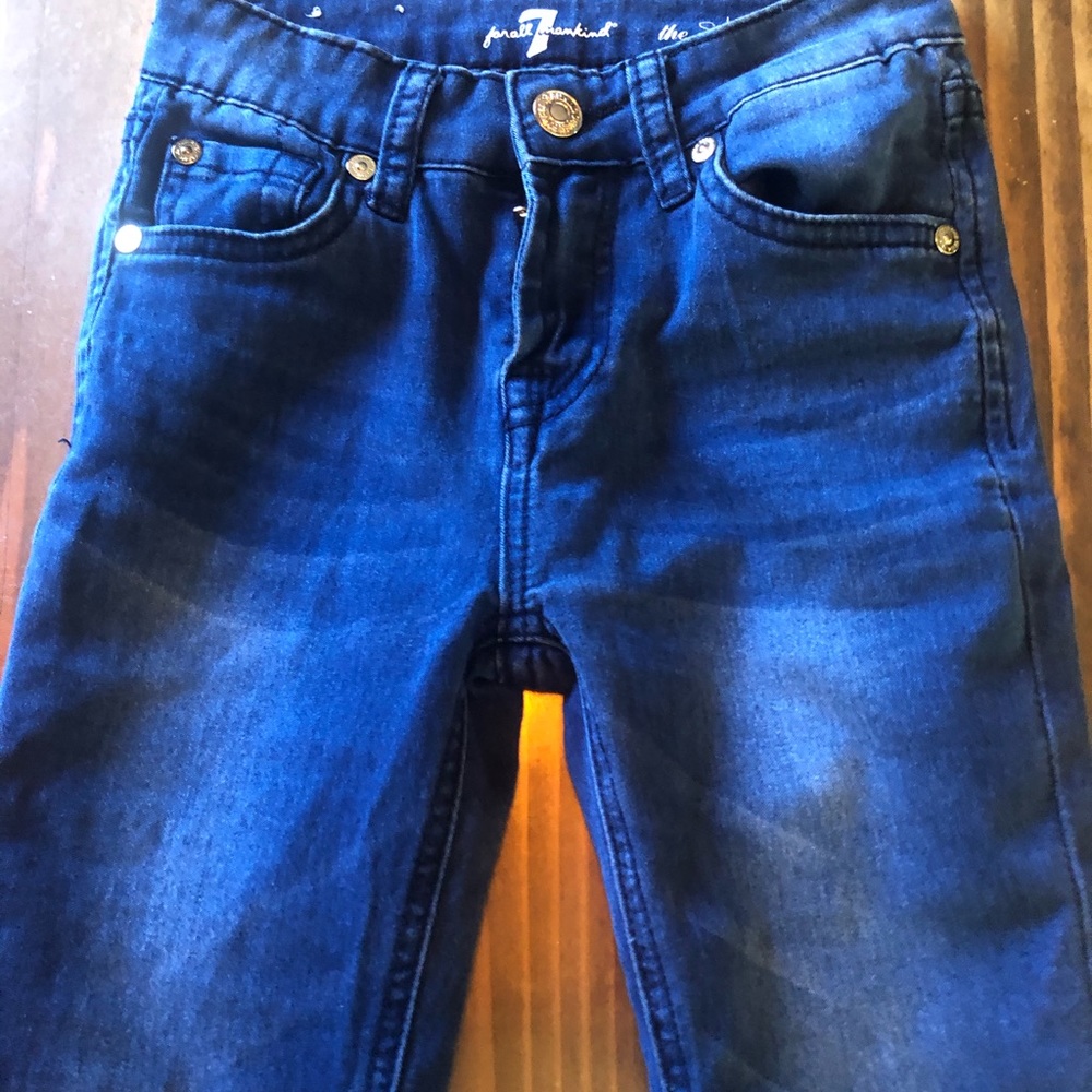 Never worn 7 For All Mankind Skinny Jeans. Size 8